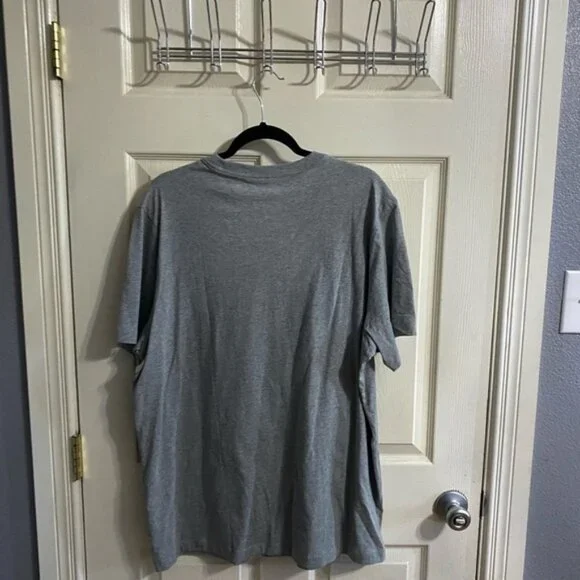 Nike tee - Picture 2 of 4